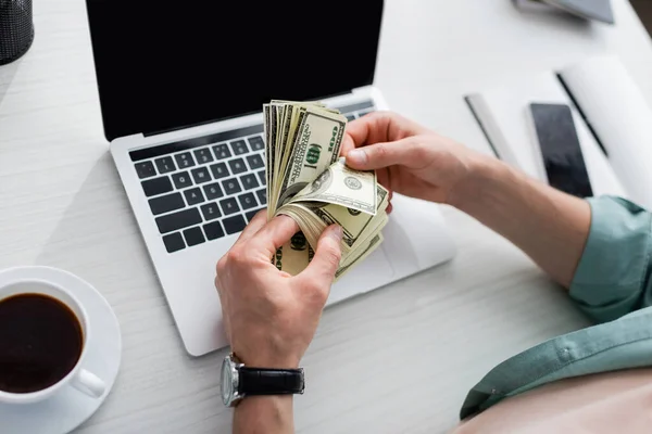 Create a side hustle with the best digital products to sell online 2026
