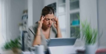 overwhelmed-person-digital-products-no-sales